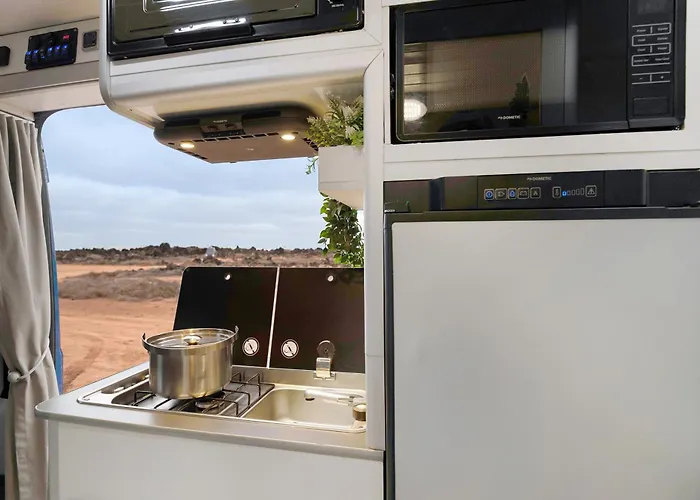 Κάμπινγκ Adventure Campingvan