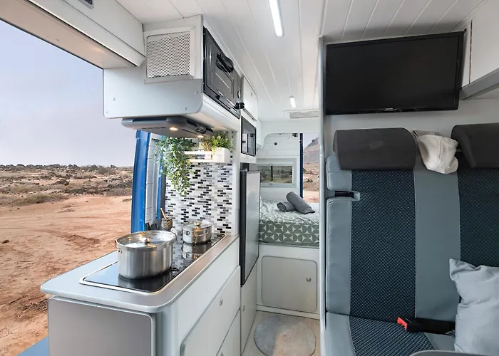 Κάμπινγκ Adventure Campingvan Famara