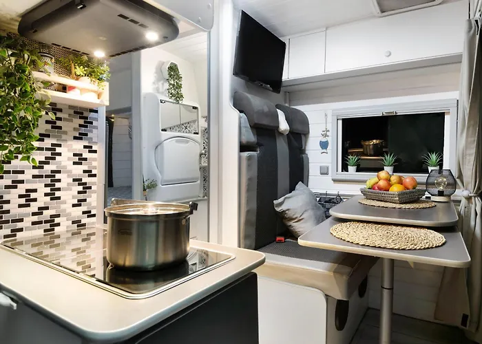 Κάμπινγκ Adventure Campingvan *